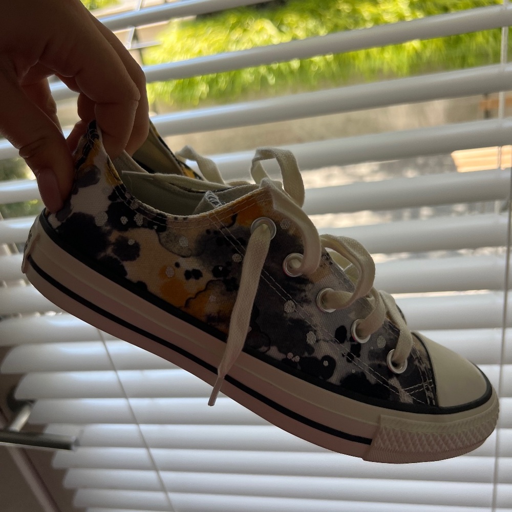 Converse shoes